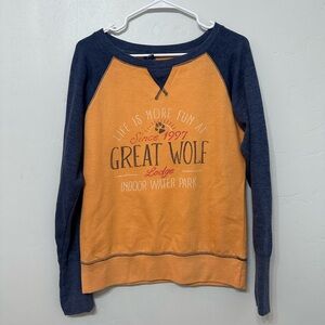 Great Wolf Lodge Sweatshirt Extra Soft Size Medium